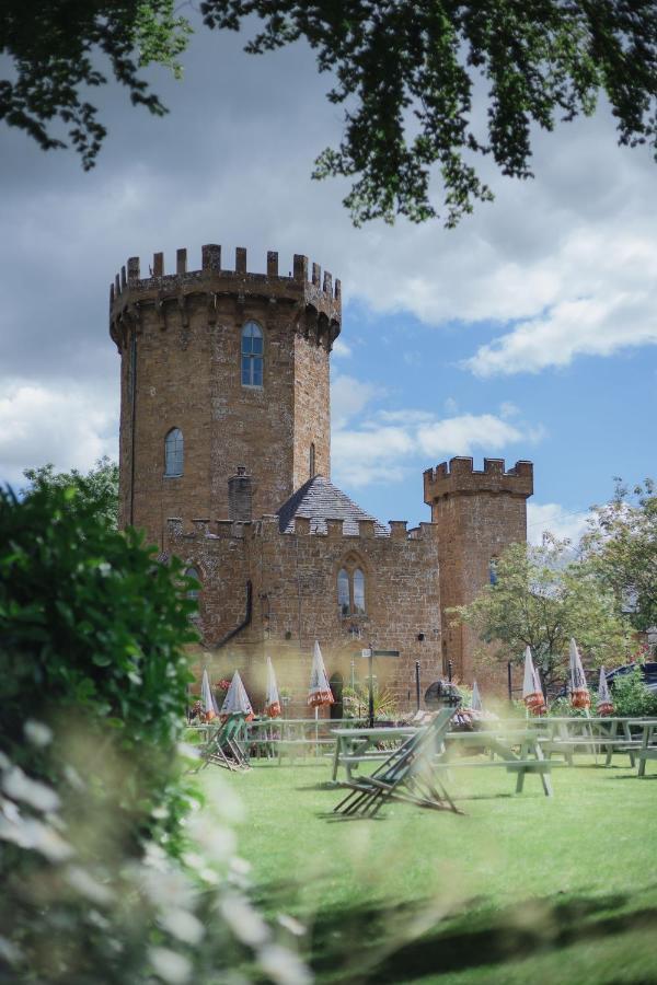 Castle At Edgehill Hotel Banbury Exterior photo